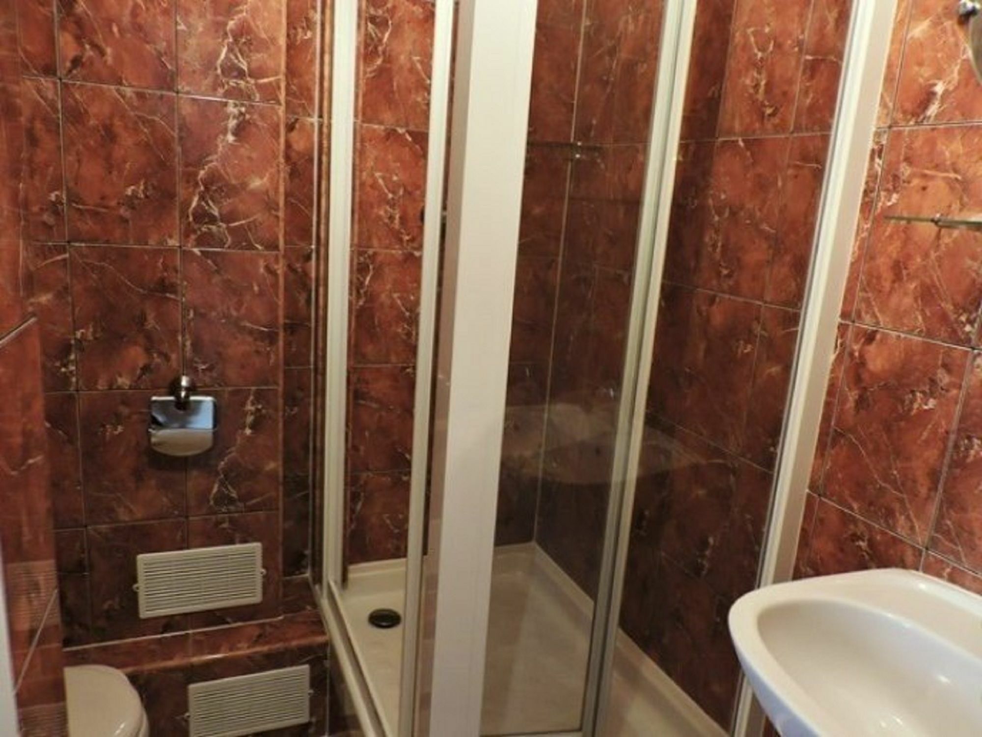 Paris Hotel Le Mediterraneen Kültér fotó