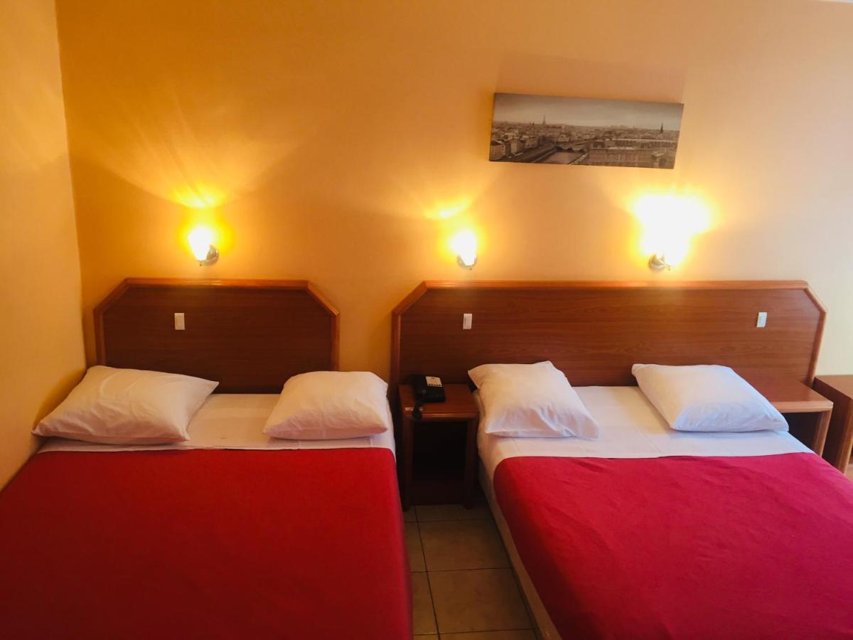 Paris Hotel Le Mediterraneen Kültér fotó